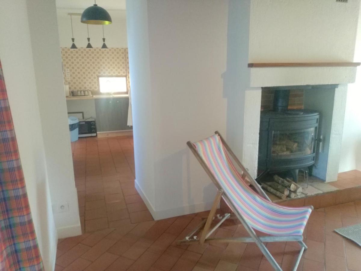 La Petite Maison Dans La Prairie Scillé 外观 照片